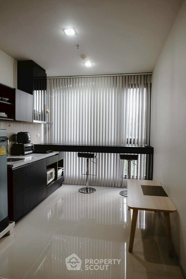 รูป คอนโด 1-ห้องนอน ที่ ริทึ่ม สุขุมวิท 44/1 ใกล้ BTS พระโขนง (ID 2462419) - รูปที่ 3/10