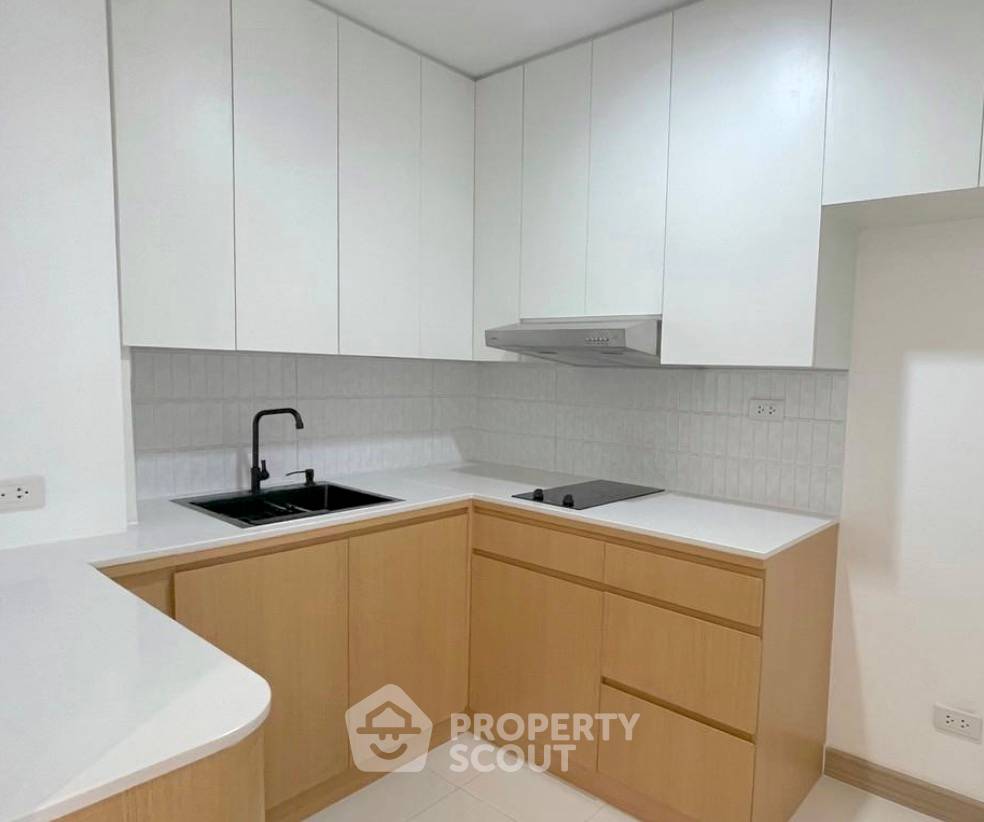 รูป คอนโด 1-ห้องนอน ที่ ดิ เอ็กซ์คิวทีฟ รีเจนท์ ใน ช่องนนทรี (ID 2879975) - รูปที่ 5/8