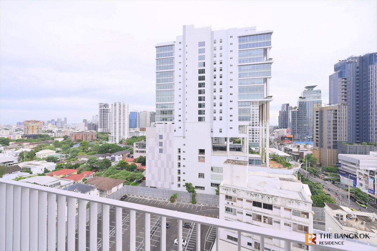 picture Rental Condo 💥 HQ by Sansiri, 1BR 43sqm 35K 💥 Available Unit! near BTS Thong Lo   - 8/10
