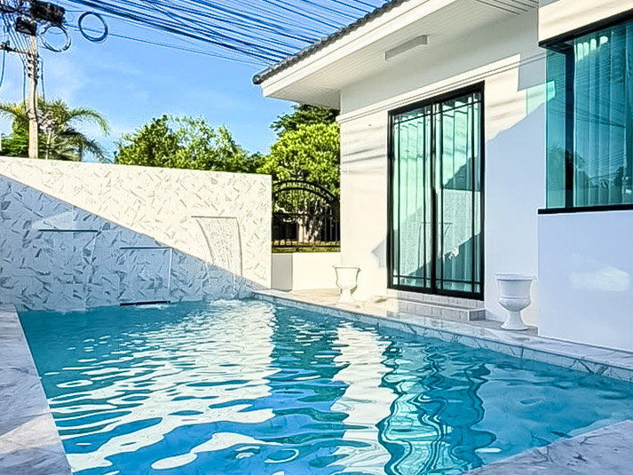 picture Corner Pool Villa for Sale Nong Prue East Pattaya - 1/25