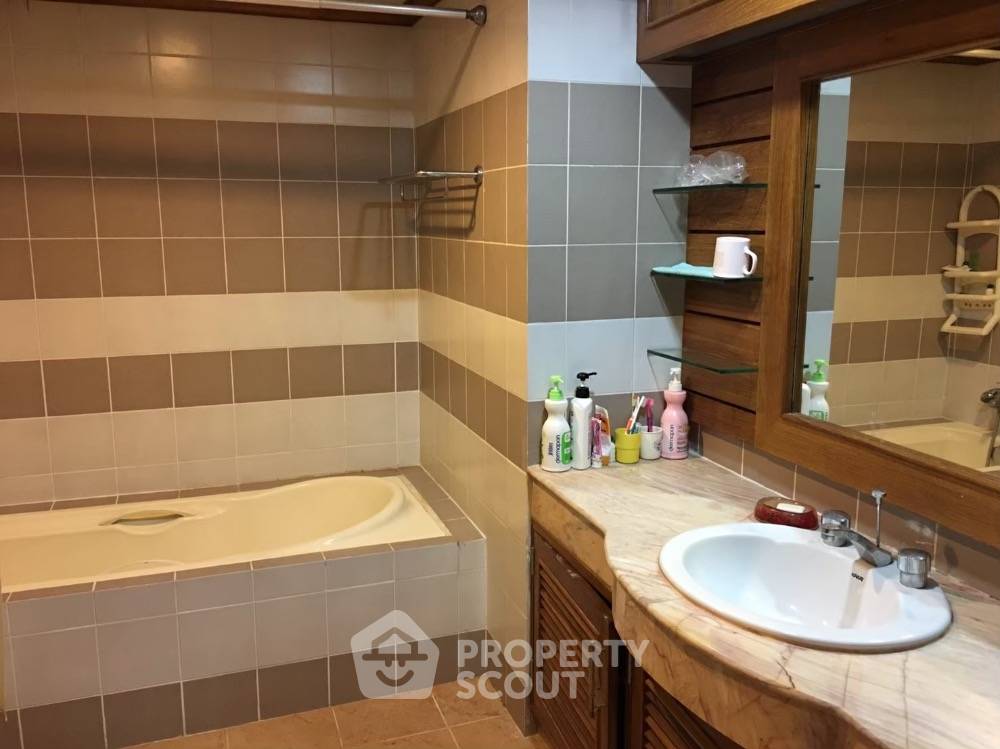 รูป คอนโด 3 ห้องนอน 160 ตร.ม. ที่ Panya Resort Condominium เมืองชลบุรี (ID 1211177) - รูปที่ 10/22