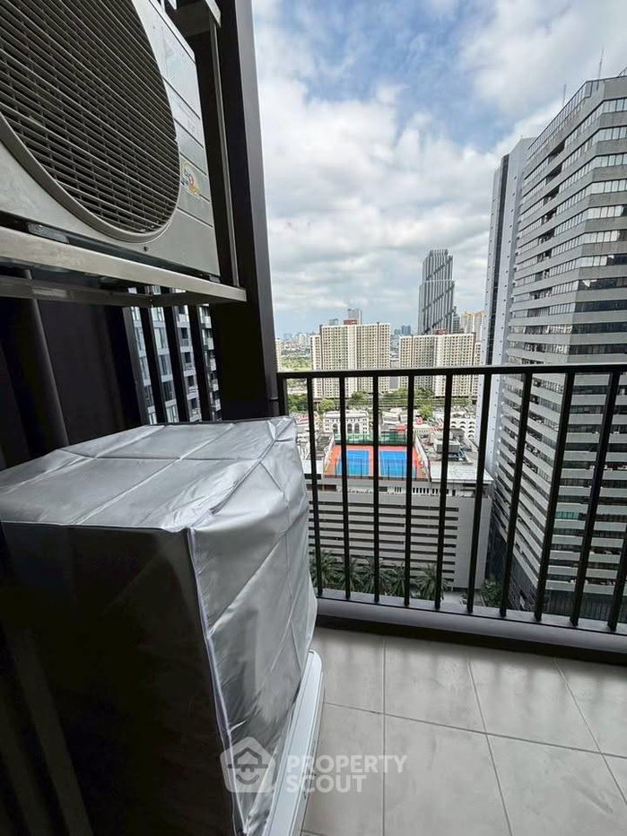 picture 1-BR Condo at Nue District R9 near MRT Phra Ram 9 (ID 2675491) - 7/12