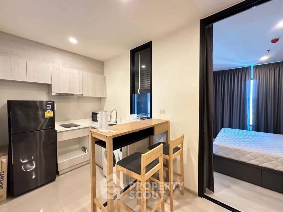 picture 1-BR Condo at Life Asoke near ARL Makkasan (ID 2085235) - 2/4