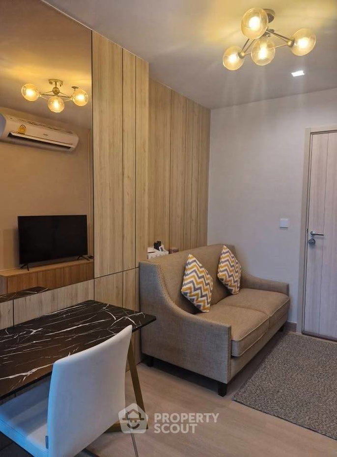 picture 1-BR Condo at Life One Wireless near BTS Phloen Chit (ID 2549174) - 2/9