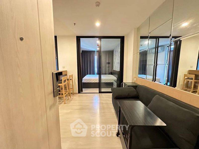 picture 1-BR Condo at Life Asoke near ARL Makkasan (ID 2085235) - 3/4
