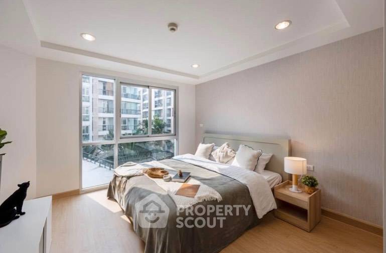 picture 3-BR Condo at Resorta Yen-Akat near MRT Khlong Toei (ID 2810120) - 7/12