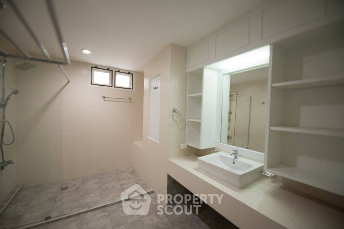 รูป คอนโด 3-ห้องนอน ที่ โอเรียลเต็ล ทาวเวอร์ คอนโดมิเนียม ใกล้ BTS เอกมัย (ID 2868483) - รูปที่ 16/16