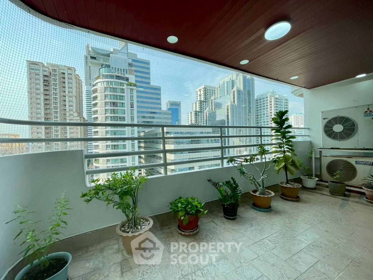 รูป คอนโด 3-ห้องนอน ที่ วัฒนา ไฮทส์ คอนโดมิเนียม ใกล้ MRT สุขุมวิท (ID 2929188) - รูปที่ 11/19