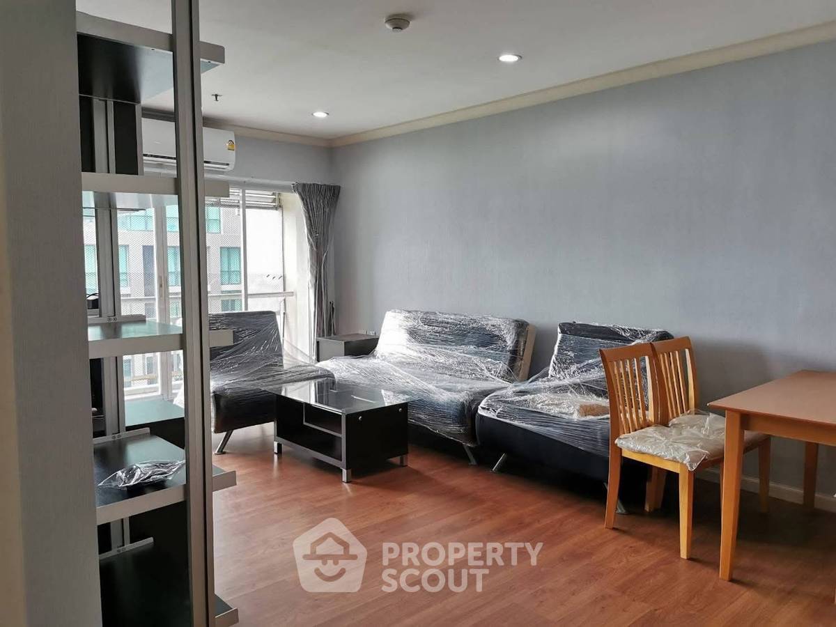 picture 2-BR Condo at Grand Park View Asoke near MRT Sukhumvit (ID 2338181) - 9/10