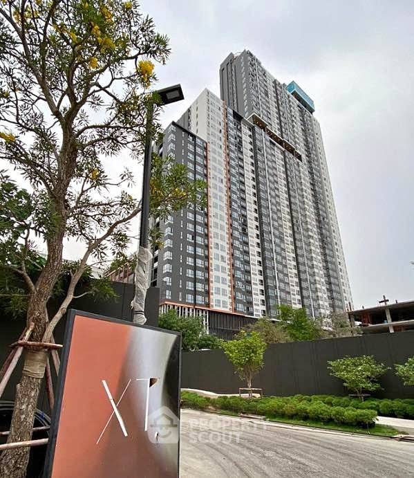 picture 1-BR Condo at XT Huaikhwang near MRT Huai Khwang (ID 2372226) - 1/11