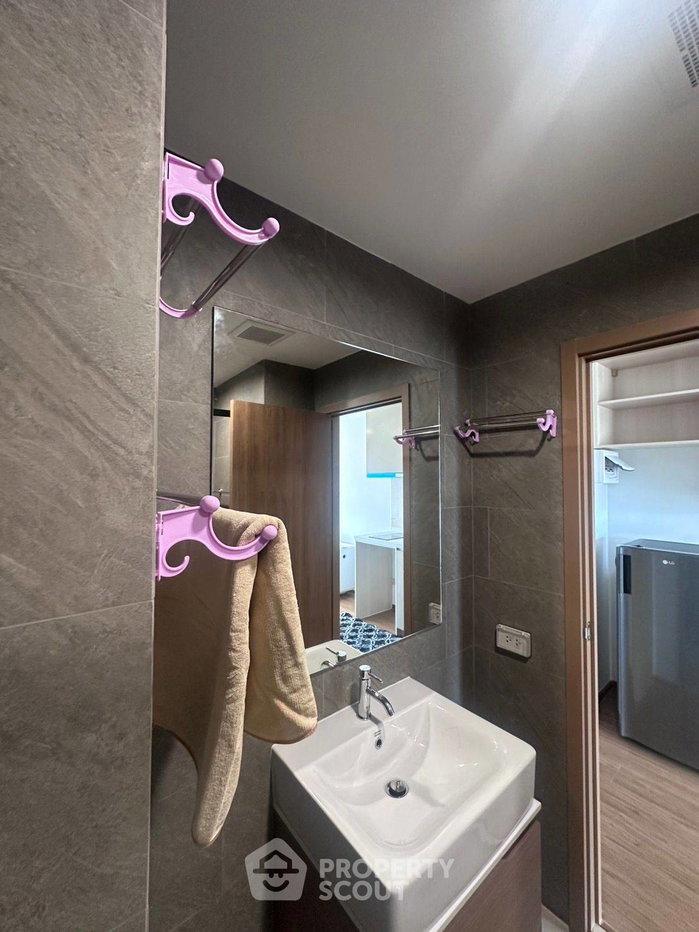 picture 1-BR Condo at The Livin Ramkhamhaeng in Hua Mak (ID 2140331) - 10/10