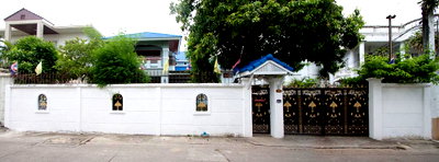 เช่าบ้านเดี่ยว กรุงเทพมหานคร : ให้เช่าบ้านเดี่ยว 144ตร.ว.โชคชัย4 ลาดพร้าว ถูกที่สุดในแอเรียนี้ ทำเลดีใกล้รถไฟฟ้า