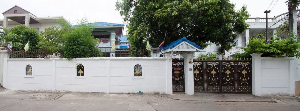 รูป ให้เช่าบ้านเดี่ยว 144ตร.ว.โชคชัย4 ลาดพร้าว ถูกที่สุดในแอเรียนี้ ทำเลดีใกล้รถไฟฟ้า - รูปที่ 1/5