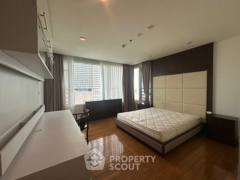 คอนโด 3-ห้องนอน ที่ เดอะ รอยัล ศาลาแดง คอนโดมิเนียม ใกล้ MRT สีลม (ID 2617638)