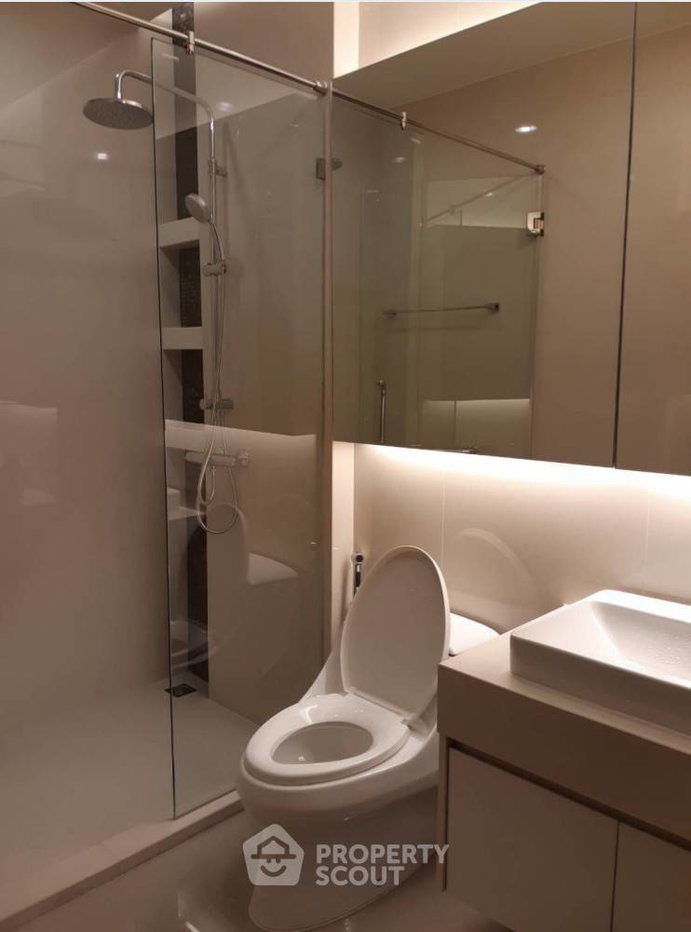 picture 1-BR Condo at Menam Residences in Wat Phraya Krai (ID 2874324) - 10/11