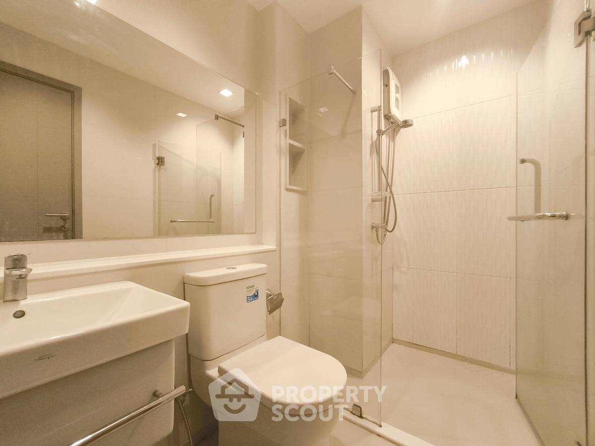 รูป คอนโด 1 ห้องนอน Life Asoke - Rama 9 ชั้น 32 ใกล้ MRT พระราม 9 300 ม. (ID 2401979) - รูปที่ 6/7