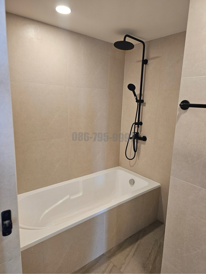 รูป ให้เช่าคอนโด Las Colinas ขนาด 200 Sq.m 3 bed 4 bath เพียง 120,000/ month - รูปที่ 15/25