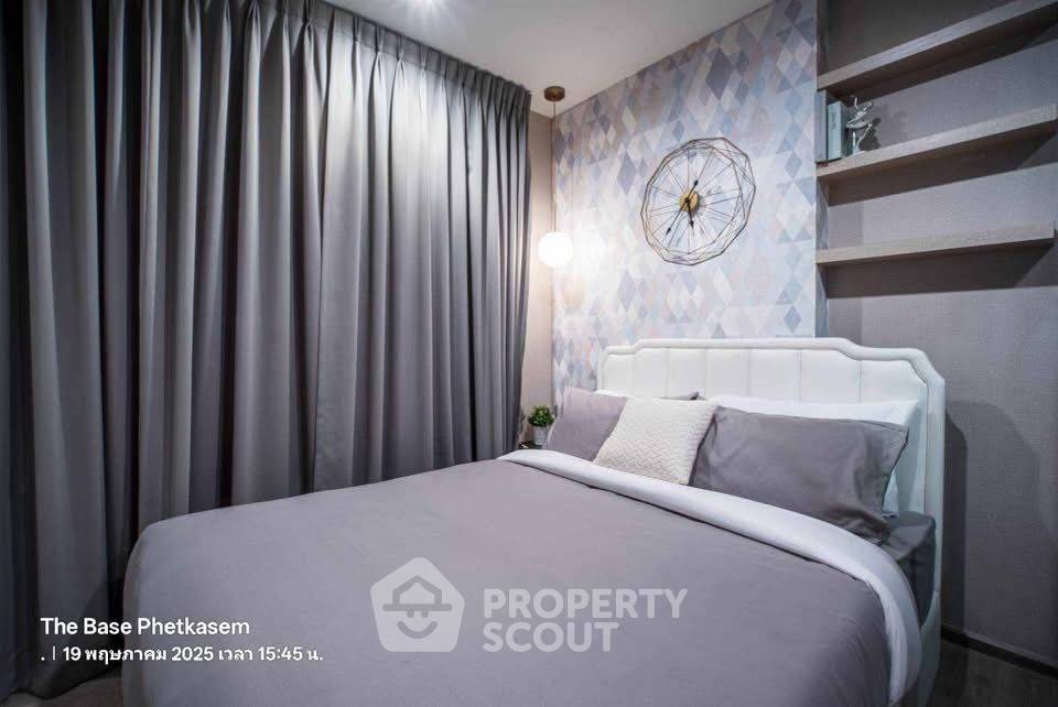 picture High-Floor 1-BR Condo At The Base Phetkasem, 100m to MRT Phetkasem (ID 2110956) - 1/6