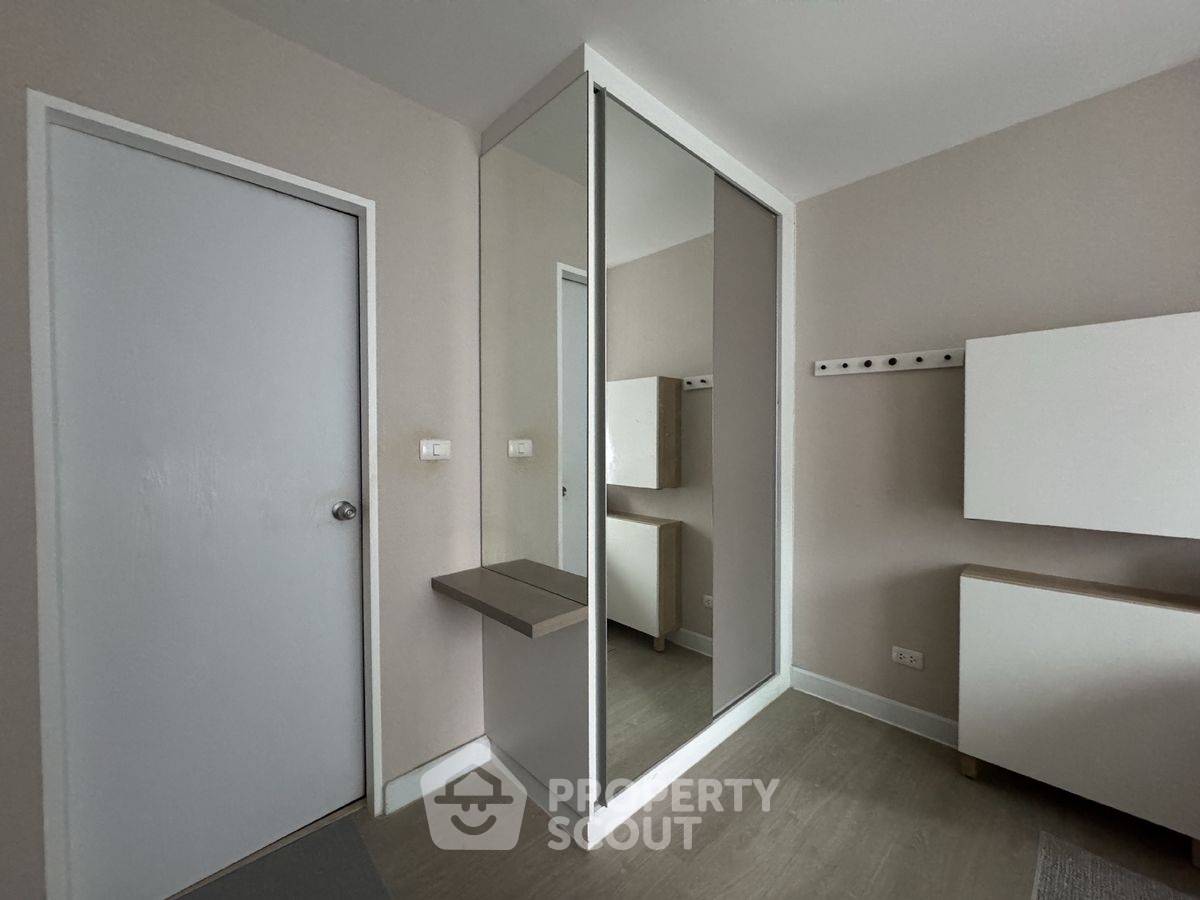 รูป คอนโด 1 ห้องนอน ราคาดี ที่ Metro Luxe Ratchada ใกล้ MRT ห้วยขวาง (ID 2096613) - รูปที่ 6/16
