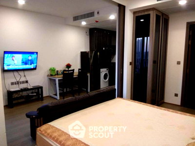 Condos for rent : High-Floor 1-BR 36 Sqm At Ashton Chula Silom, 100m To MRT Sam Yan (ID 2839834)