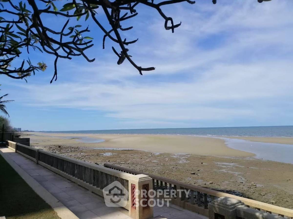 รูป คอนโด 2 ห้องนอน ขนาด 120 ตร.ม. สำหรับขาย ที่ Palm Pavilion Hua Hin (ID 1196510) - รูปที่ 11/14