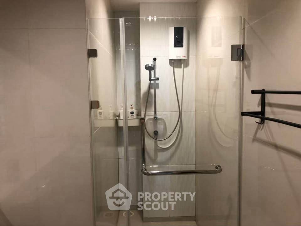 picture 1-BR Condo Life One Wireless, 16th Floor, Near BTS Phloen Chit (ID 2770473) - 8/15