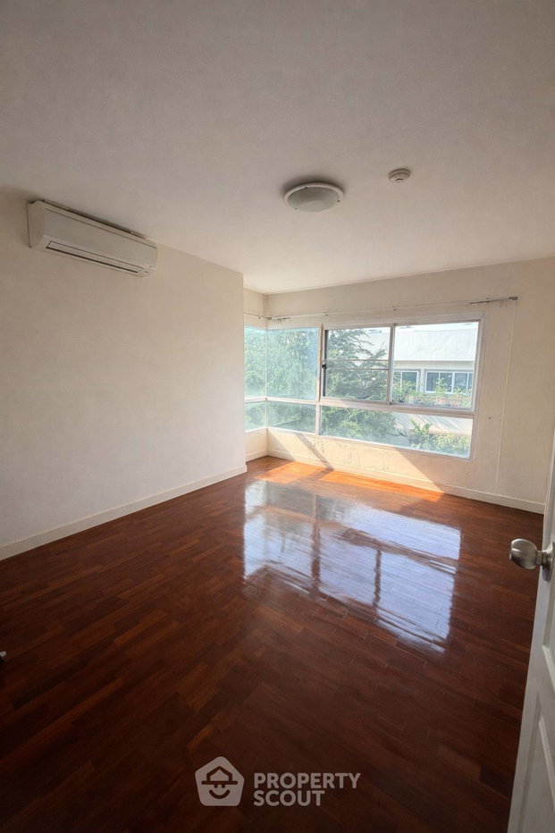 รูป คอนโด 3-ห้องนอน ที่ พหลโยธิน ปาร์ค คอนโดมิเนียม ใกล้ BTS สะพานควาย (ID 2912642) - รูปที่ 10/12