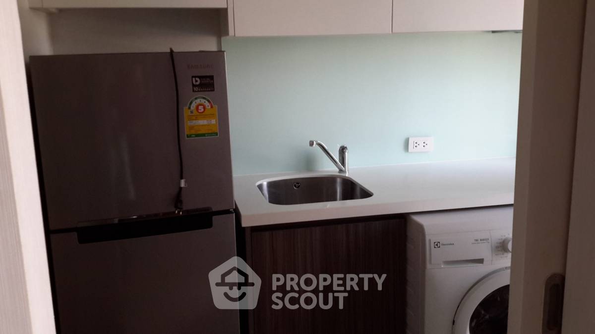 รูป คอนโด 1 ห้องนอน โครงการ Urbano Absolute ใกล้ BTS กรุงธนบุรี 400 ม. (ID 511704) - รูปที่ 2/8