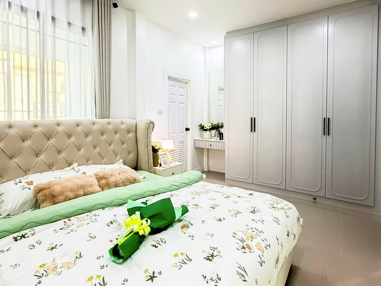picture Corner Pool Villa for Sale Nong Prue East Pattaya - 9/25