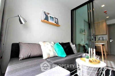 Condos for rent : 40th-Floor 1-BR Life Asoke - Rama 9 Near MRT Phra Ram 9 (ID 894442)