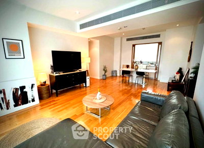 Condos for rent : 3-BR Condo at Millennium Residence @ Sukhumvit Condominium near BTS Asok (ID 2895104)