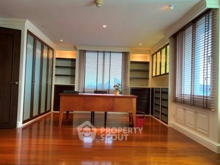 picture 4-BR Condo at Las Colinas near BTS Asok (ID 2873830) - 49/54