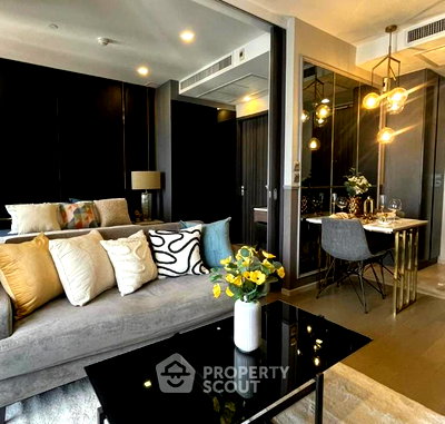 Condos for rent : High-Floor 1-BR 38 Sqm At Ashton Asoke, 70m To MRT Sukhumvit (ID 2697873)
