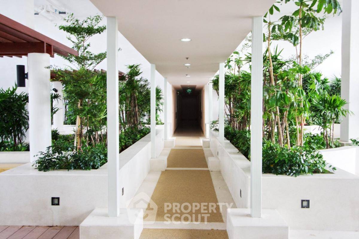 picture 2-BR Condo at Bangkok Horizon Ramkhamhaeng in Hua Mak (ID 438470) - 2/5