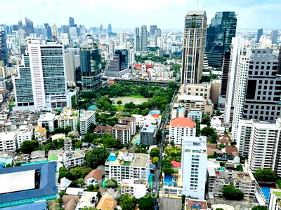 Condos for rent : High-Floor 2-BR Park Origin Phrom Phong Condo Near BTS Phrom Phong (ID 2957023)