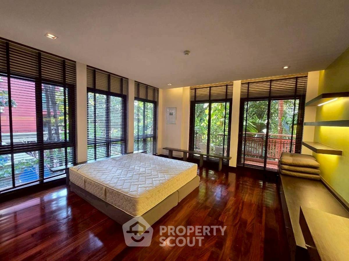 รูป คอนโด 3-ห้องนอน ที่ สุพรีม เรสซิเด้นซ์ คอนโดมิเนียม ใน ช่องนนทรี (ID 2707951) - รูปที่ 12/20