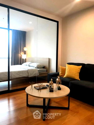 Condos for sale : 1-BR Condo Noble Revo Silom, 22nd Floor, 200m to BTS Surasak (ID 627532)