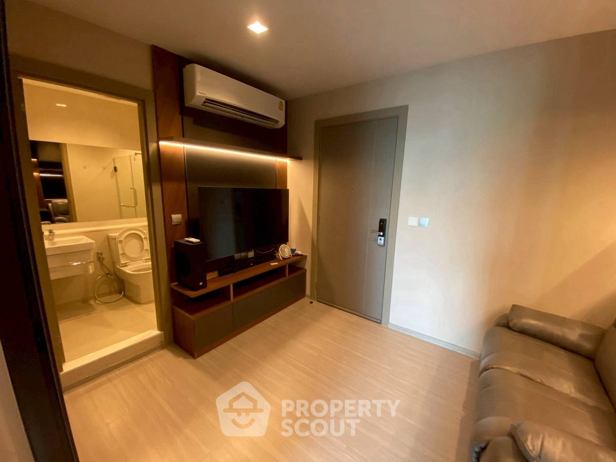 picture 1-BR Condo at Life Asoke - Rama 9 near MRT Phra Ram 9 (ID 2090298) - 10/11