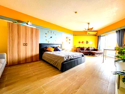 Condos for rent : Markland Pattaya Beach sea view studio for rent