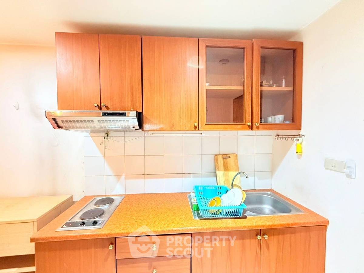 รูป คอนโด 1-ห้องนอน ที่ เดอะ ไพร์ม สวีท คอนโดมิเนียม ใกล้ BTS อโศก (ID 2099838) - รูปที่ 2/12