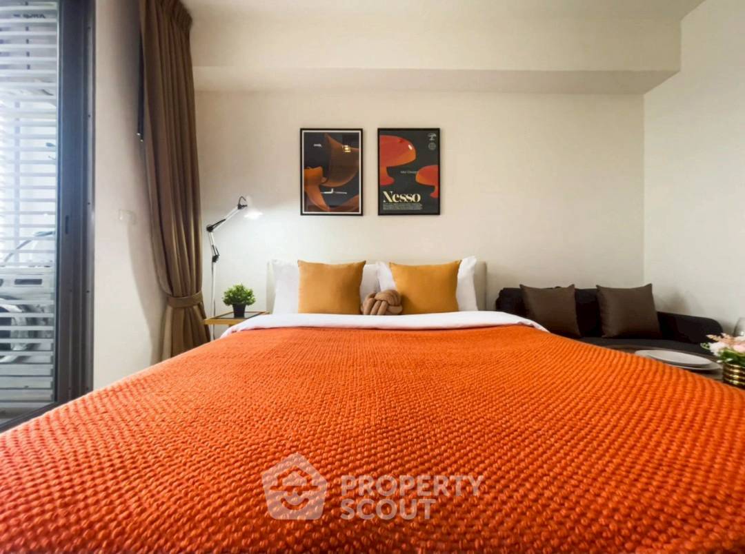picture Studio Condo at The Lofts Ekkamai near BTS Ekkamai (ID 2365416) - 4/16
