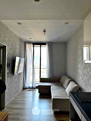 Condos for rent : 1-BR Condo Oka Haus Sukhumvit 36, 10th-Floor Near BTS Thong Lor (ID 2855228)