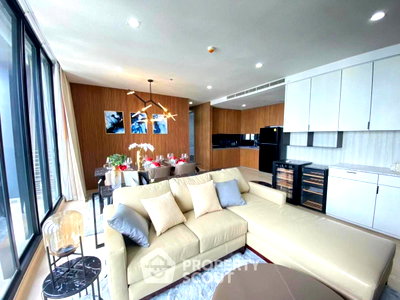 Condos for rent : 2-BR Condo at Noble Ploenchit near BTS Phloen Chit (ID 1001406)