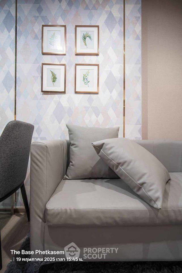 picture High-Floor 1-BR Condo At The Base Phetkasem, 100m to MRT Phetkasem (ID 2110956) - 4/6