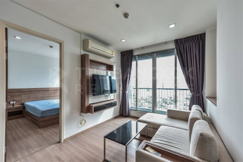 ห้องสวยพร้อมเข้าอยู่ ริธึ่ม พหลฯ-อารีย์ ใกล้ BTS สถานีเสนาร่วม