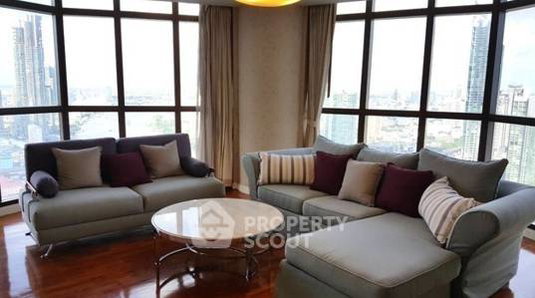 คอนโด 3 ห้องนอน 191 ตร.ม. ชั้น 44 ที่ Nusa State Tower ใกล้ BTS สะพานตากสิน 400 ม. (ID 676384)