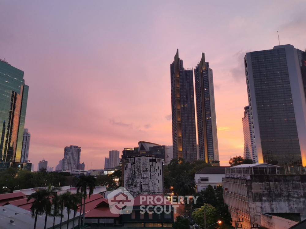 รูป คอนโด 2 ห้องนอน ขาย The Room Charoenkrung 30 ใกล้ BTS สะพานตากสิน (ID 1251798) - รูปที่ 5/5