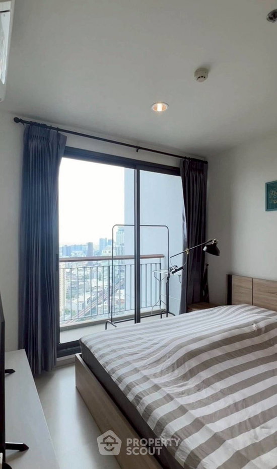 รูป คอนโด 1 ห้องนอน 45 ตร.ม. ที่ Rhythm Sukhumvit 42 ใกล้ BTS เอกมัย 200 ม. (ID 2926702) - รูปที่ 2/8