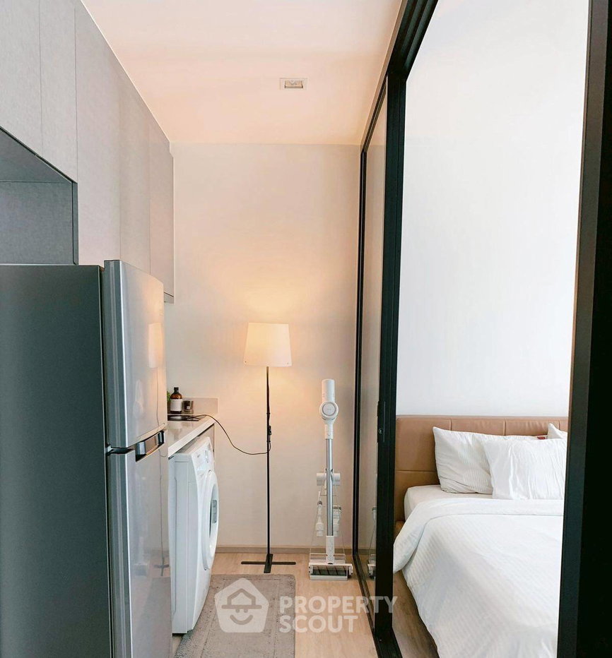 รูป คอนโด 1 ห้องนอน 25 ตร.ม. ชั้นสูง ที่ Rhythm Sukhumvit 36-38 ใกล้ BTS ทองหล่อ 300 ม. (ID 2704852) - รูปที่ 4/5