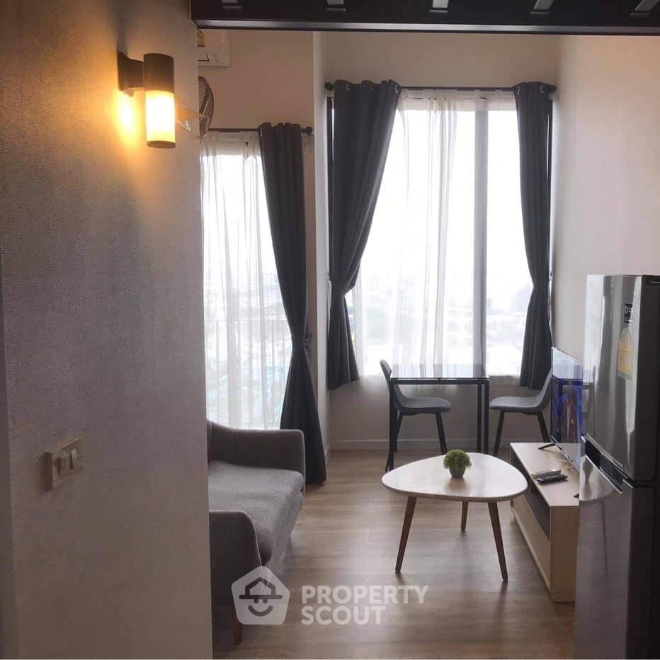 picture 1-BR Condo At Duplex Phratamnak, 12th-Floor 34 Sqm (ID 1419130) - 7/10